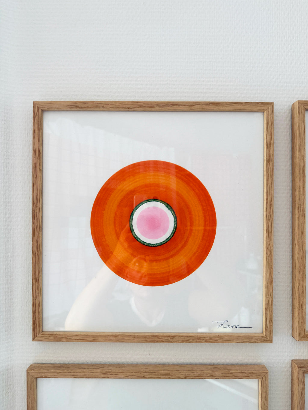 Circles 1 - Håndmalet grafik i egeramme