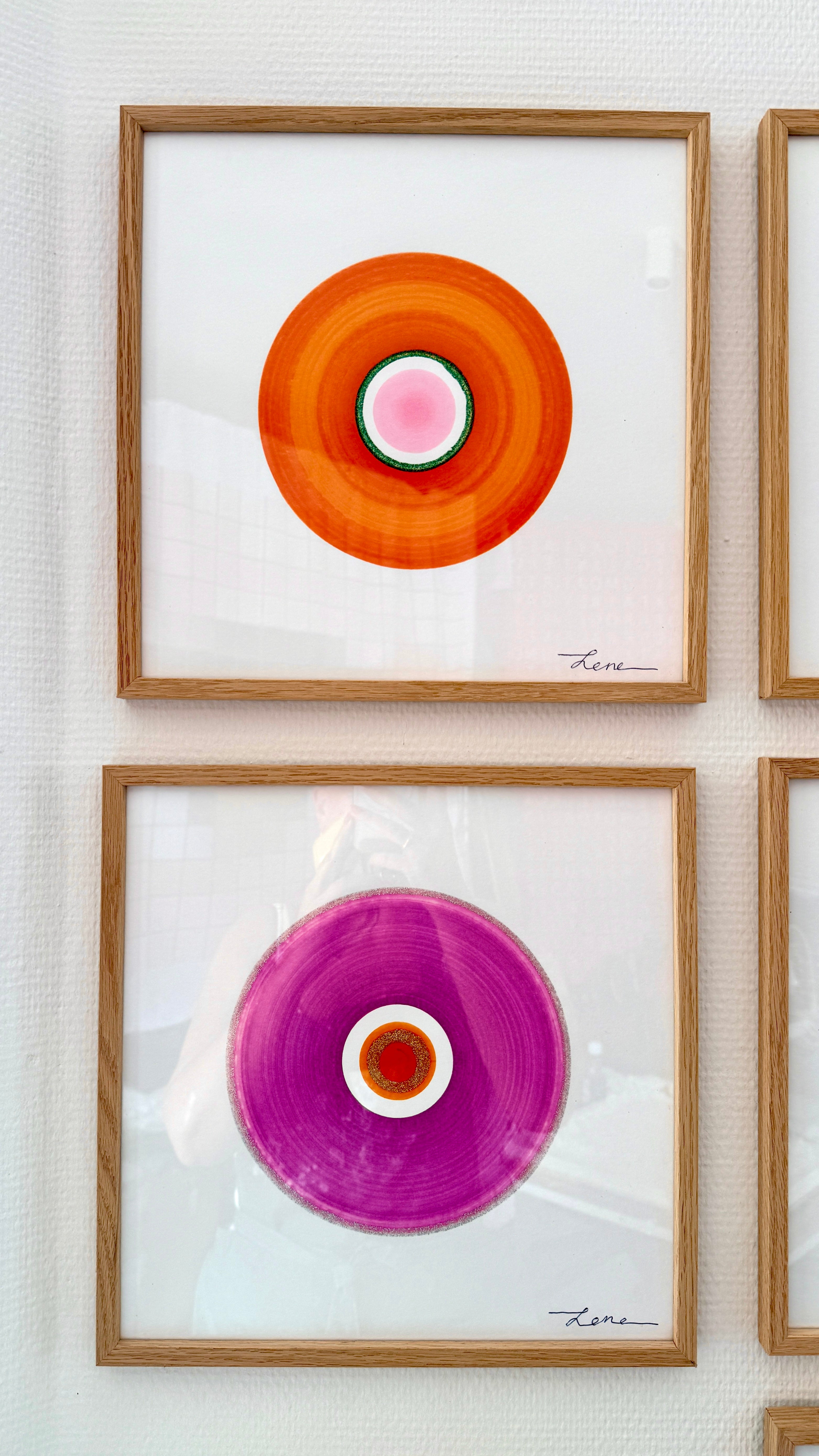 Circles 1 - Håndmalet grafik i egeramme
