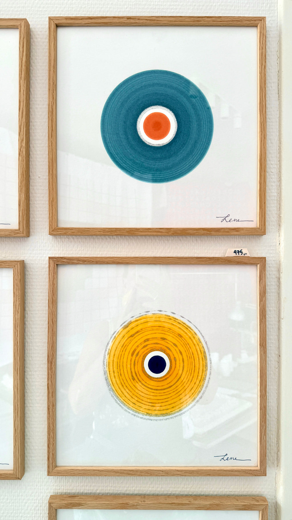 Circles 4 - Håndmalet grafik i egeramme